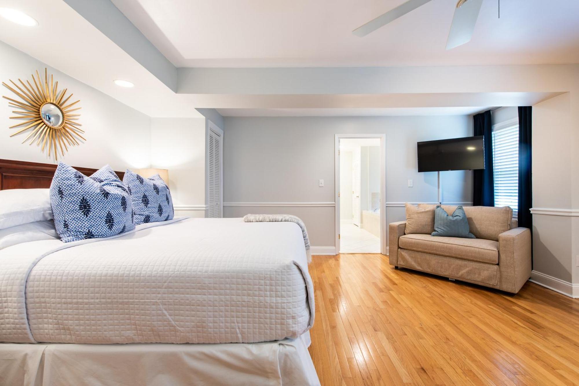 Holiday home 2 Living Close 2 Shopping & Restaurants Louisville